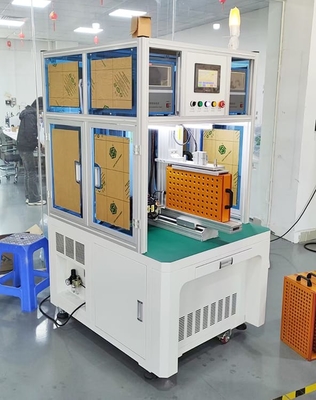Saldatrice a punti ad alta efficienza per batterie al litio 18650 Double Side completamente automatica