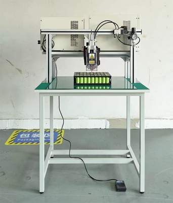 Saldatore a punti della batteria del cavalletto di CC, saldatore cilindrico del pacchetto della batteria del litio