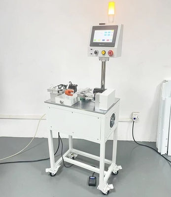 Macchina di smontaggio ad alta precisione per celle cilindriche 18650/21700/26650/32650