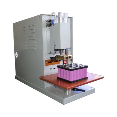 Saldatore da tavolino della batteria al litio, saldatore a punti pneumatico 10KW delle cellule