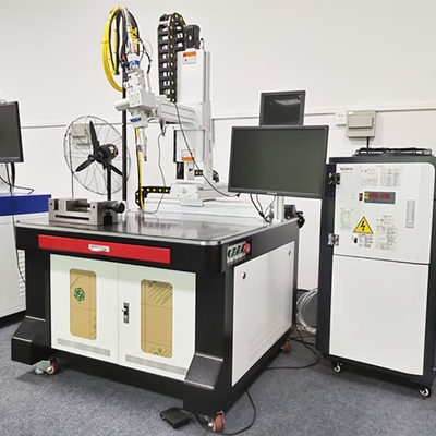 macchina della saldatura a laser della batteria 2000w, attrezzatura cilindrica dell'Assemblea delle cellule del sacchetto