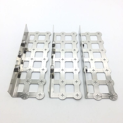 Una striscia di 18650 nichel per la batteria che salda il tipo cilindrico delle cellule N6