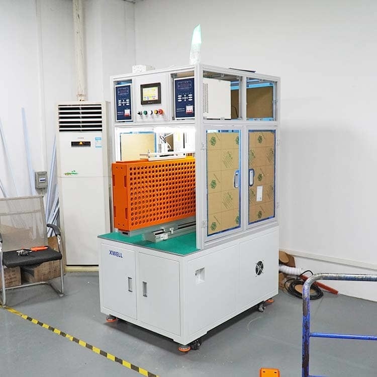 EV Cell Tab Welder Macchina di saldatura a punti CNC Controllo numerico automatico per batterie 18650