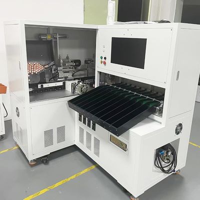 Prezzo buono Macchina automatica dell'autoadesivo della carta dell'isolamento della macchina selezionatrice della batteria per la batteria cilindrica in linea