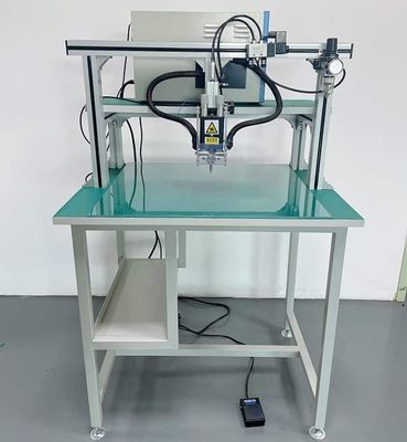 Buon prezzo 18650 Saldatrice a punti a batteria al litio Alta potenza pneumatica a cavalletto in linea