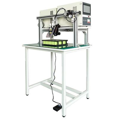 Prezzo buono XW-MNT10000 Pneumatico Gantry Batteria Saldatrice a punti 4KW Transistor Precisione 10000A Controllo a pedale in linea