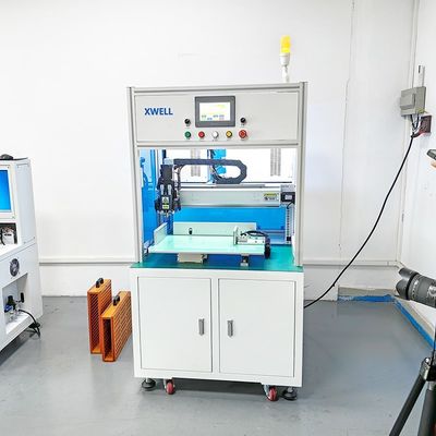 Buon prezzo Macchine di saldatura automatiche a singolo lato a punto CNC per batterie di nichel in linea