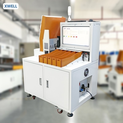 Macchina automatica per la selezione delle celle cilindriche a 5 canali per la produzione di batterie al litio