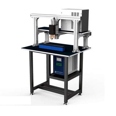 Buon prezzo struttura manuale del cavalletto della saldatrice del pacchetto della batteria 5000A per la batteria 18650 in linea