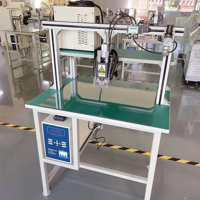 Buon prezzo 8000A litio Ion Battery Welding Machine, saldatore a punti della batteria 6600uF in linea